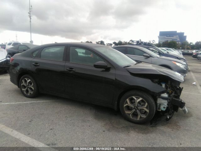 3KPF24AD2KE138050 KIA Forte Lxs