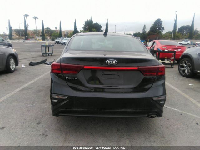 3KPF24AD2KE138050 KIA Forte Lxs