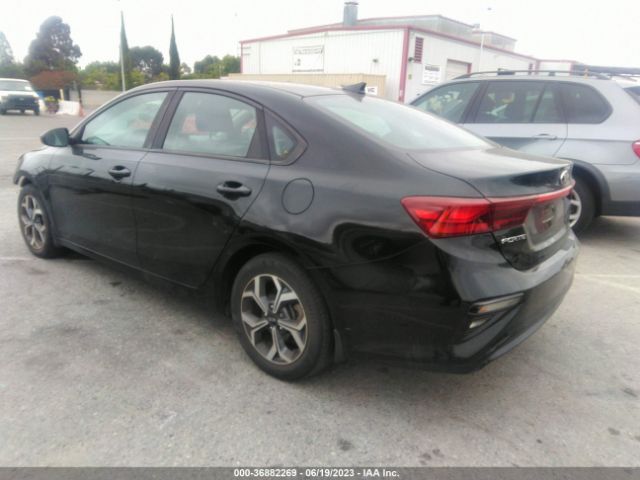 3KPF24AD2KE138050 KIA Forte Lxs