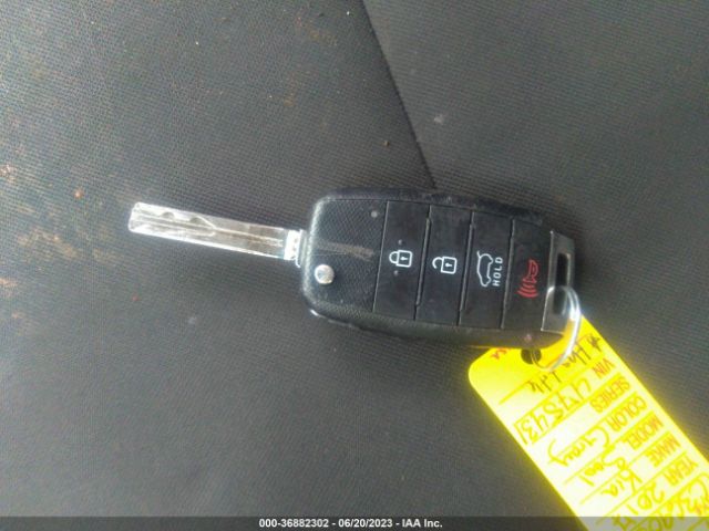 KNDJN2A24H7475431 KIA Soul Base