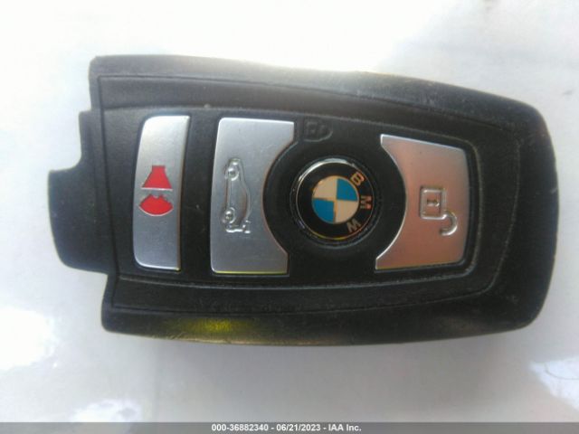 WBA8E1G50GNT37242 BMW 3 Series 320i