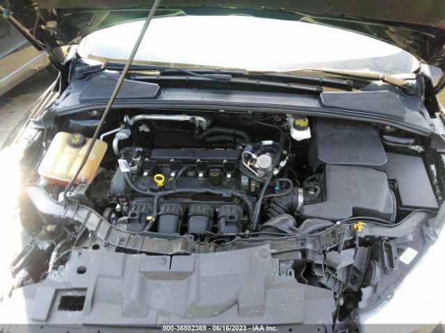 1FADP3F24JL237085 Ford FOCUS SE