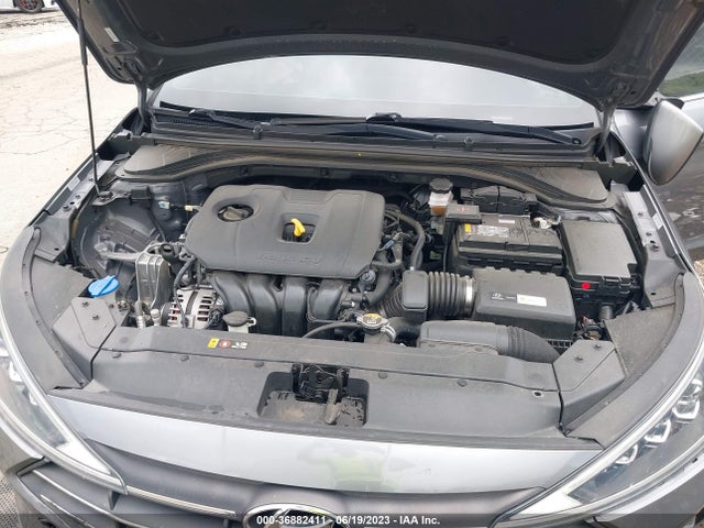 2019 HYUNDAI ELANTRA LIMITED VIN: KMHD84LF2KU823733