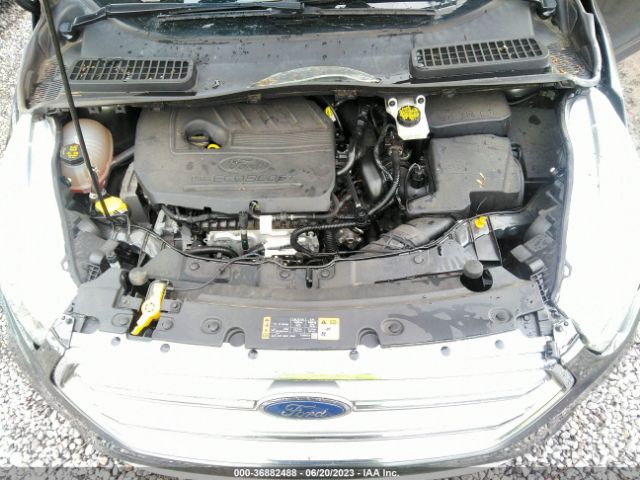 1FMCU0GD4HUA08130 Ford ESCAPE SE
