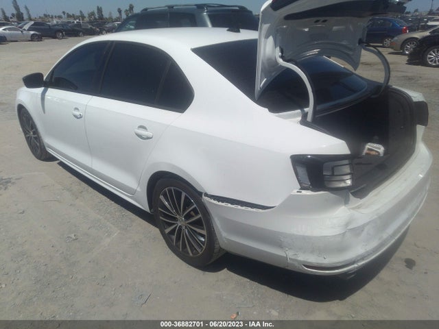 3VWD17AJ1GM399780 Volkswagen Jetta Sedan 1.8t Sport