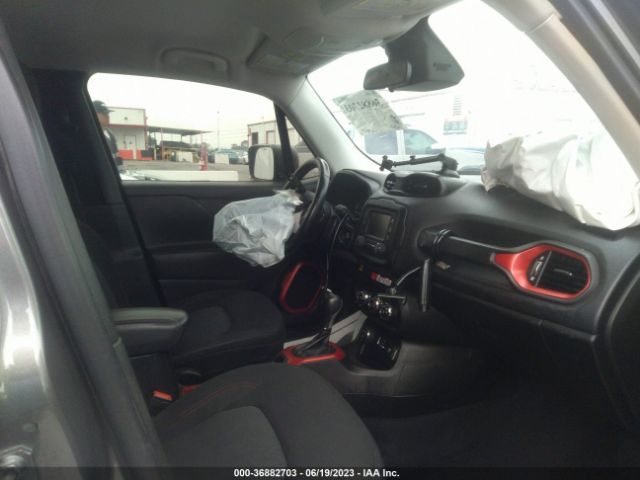 ZACCJBCB8HPE52402 Jeep Renegade Trailhawk