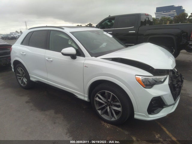 WA1DECF34N1047727 Audi Q3 S Line Premium
