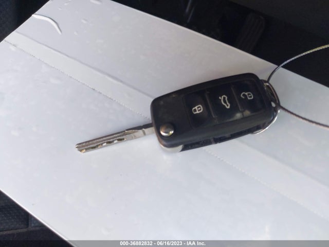 3VW2B7AJ9HM354995 Volkswagen Jetta 1.4t S
