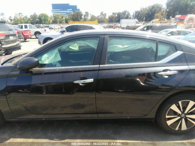 1N4BL4DV3MN337287 Nissan Altima 2.5 Sv