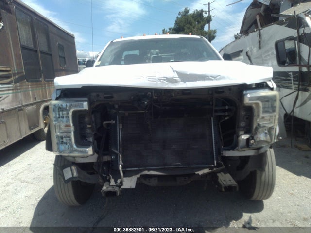 2017 Ford F-450, VIN: 1FDUF4GY0HEB70677