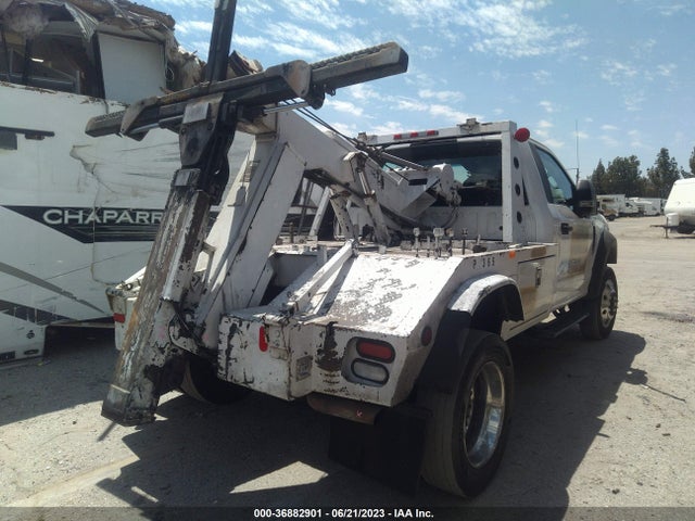 2017 Ford F-450, VIN: 1FDUF4GY0HEB70677