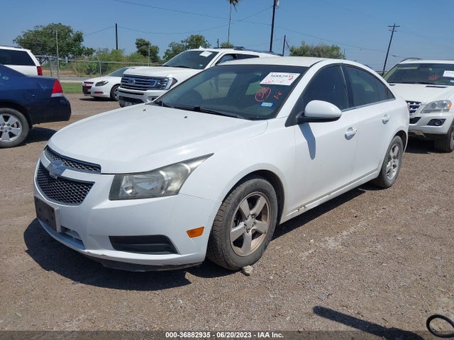 Chevrolet Cruze 1lt 2014 1G1PC5SB1E7110886 Image 2