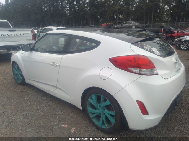 Hyundai VELOSTER 2016 KMHTC6AD6GU265982 Image 3