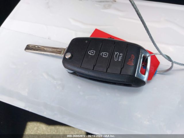 5XXGM4A75EG300984 KIA Optima Lx