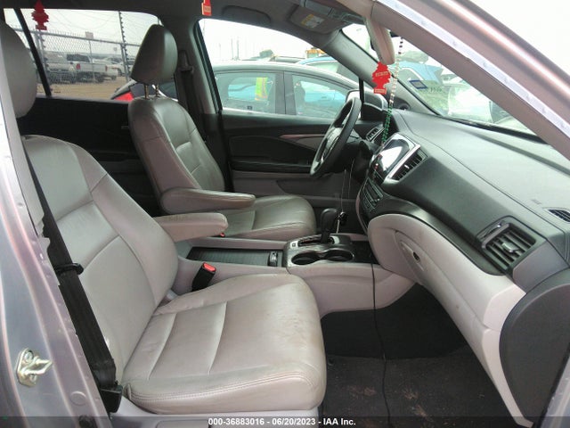 2017 HONDA PILOT EX VIN: 5FNYF5H31HB023751