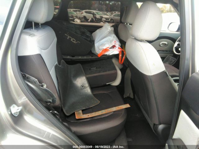 KNDJN2A25G7323575 KIA Soul Base