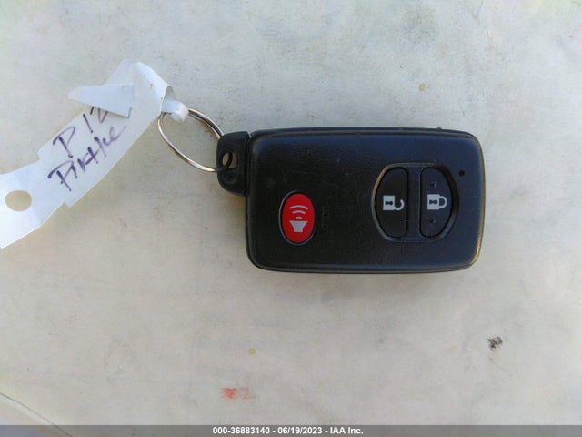Toyota Prius Four 2015 JTDKN3DU7F1981567 Image 3