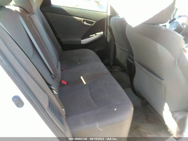 Toyota Prius Four 2015 JTDKN3DU7F1981567 Image 14