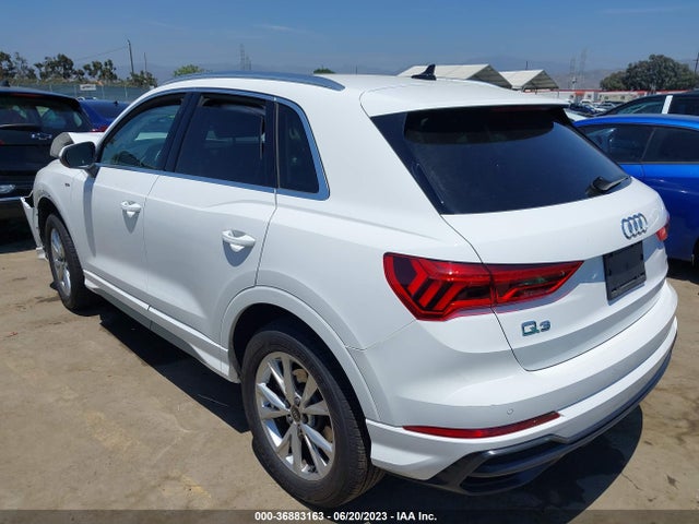 WA1DECF37N1142346 Audi Q3 S Line Premium