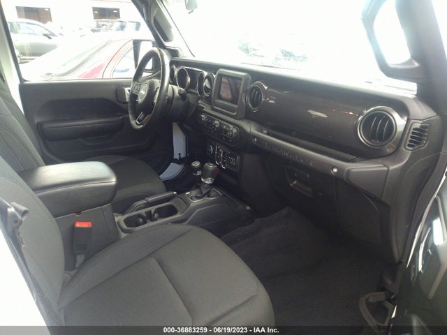 1C4HJXDG5KW633836 Jeep Wrangler Unlimited Sport Altitude