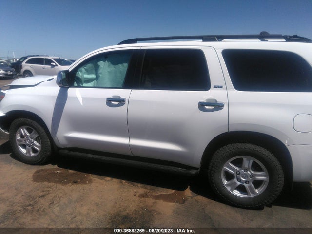 2016 Toyota Sequoia, VIN: 5TDBY5G19GS138673