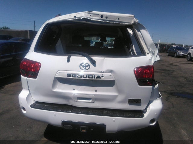 2016 Toyota Sequoia, VIN: 5TDBY5G19GS138673