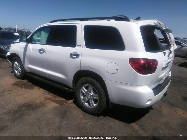 2016 Toyota Sequoia, VIN: 5TDBY5G19GS138673