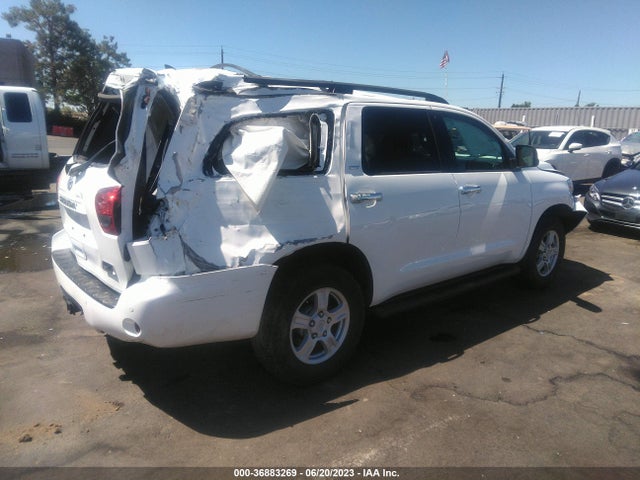 2016 Toyota Sequoia, VIN: 5TDBY5G19GS138673