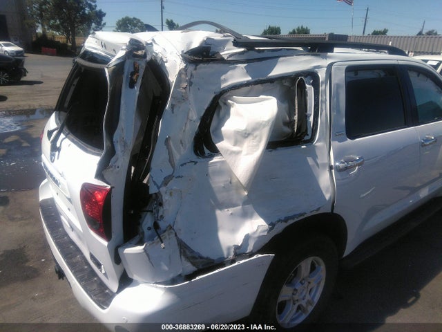 2016 Toyota Sequoia, VIN: 5TDBY5G19GS138673