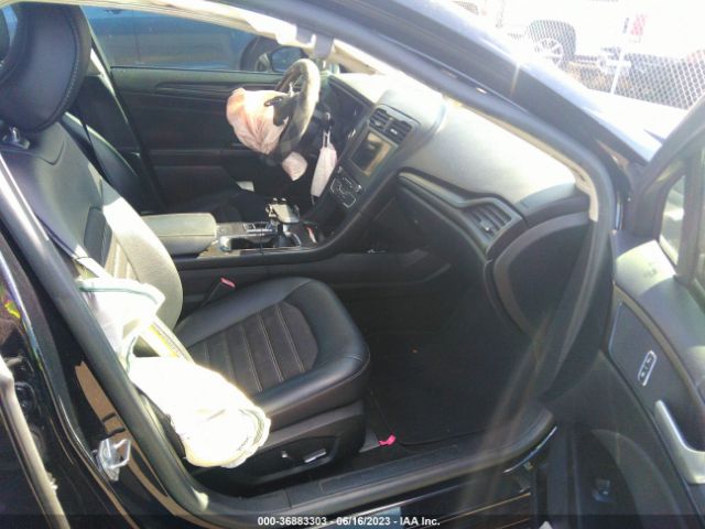 3FA6P0H74JR186267 Ford FUSION SE