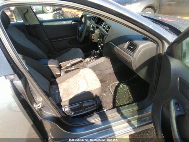 3VW2B7AJ9HM351885 Volkswagen Jetta 1.4t S