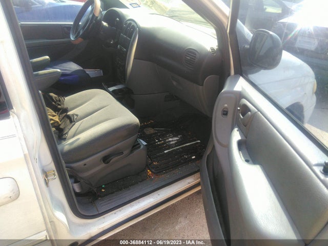 2005 CHRYSLER TOWN & COUNTRY TOURING VIN: 2C4GP54L35R142643