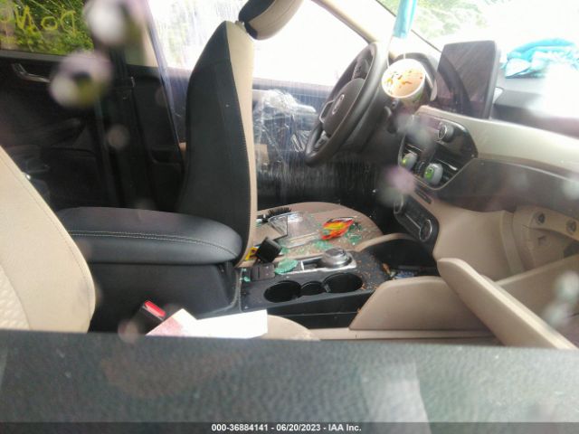 1FMCU9G64LUB80544 Ford ESCAPE SE