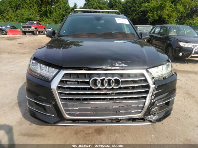 WA1LHAF78JD025152 Audi Q7 Premium Plus