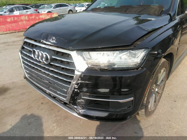 WA1LHAF78JD025152 Audi Q7 Premium Plus