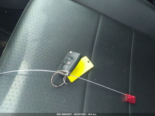 2018 VOLKSWAGEN TIGUAN 3VV2B7AX5JM142867 Photo 10