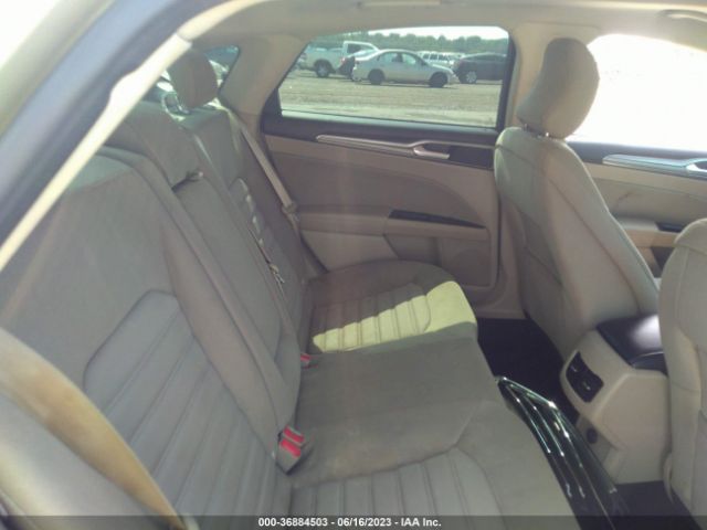 3FA6P0H7XHR185893 Ford FUSION SE