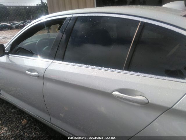 WBA13AG05MCF45994 BMW 530e