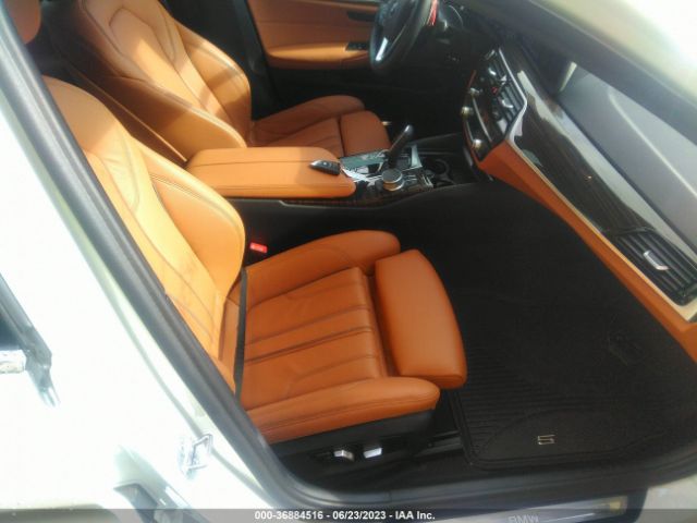 WBA13AG05MCF45994 BMW 530e
