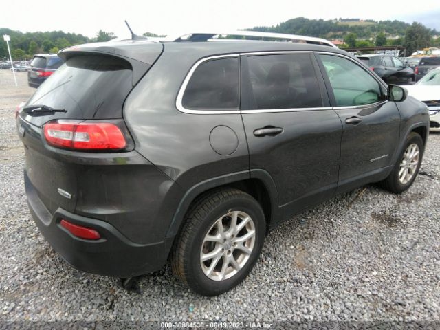 1C4PJMCBXFW686067 Jeep Cherokee Latitude