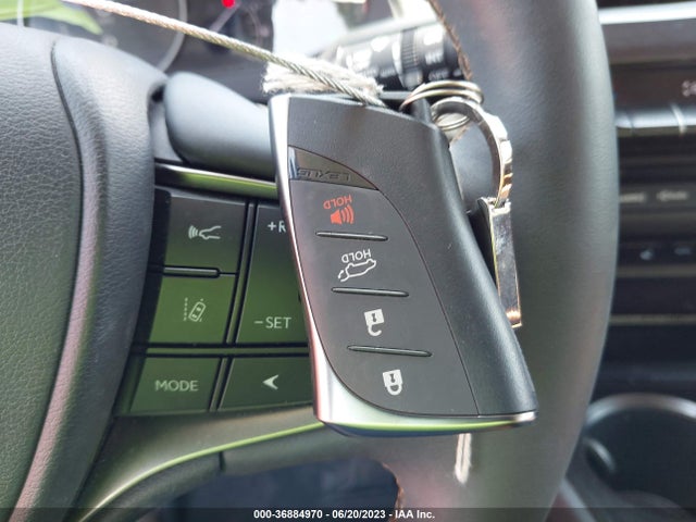 2022 Lexus UX, VIN: JTHP9JBH0N2059931