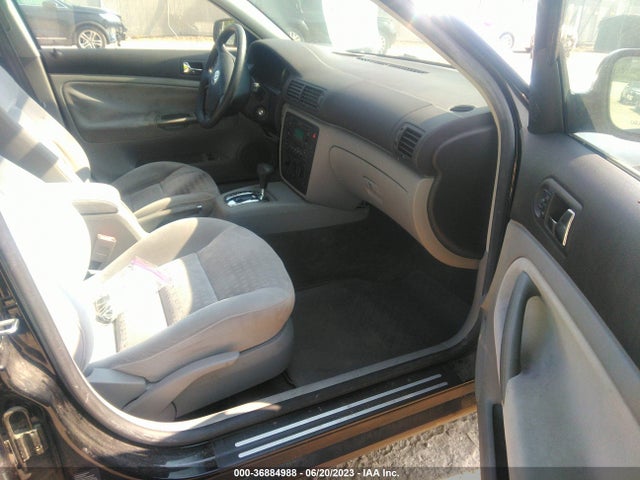 2002 VOLKSWAGEN PASSAT GLS VIN: WVWPD63B82P304609