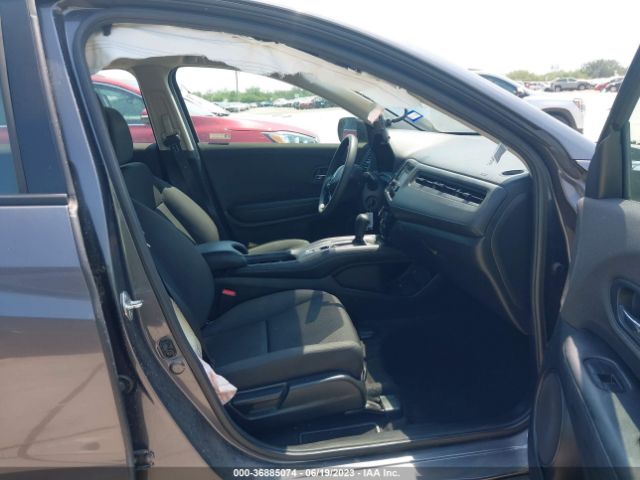 3CZRU5H32KG706094 Honda HR-V LX