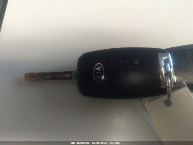 KNDPM3AC4L7827816 KIA Sportage Lx