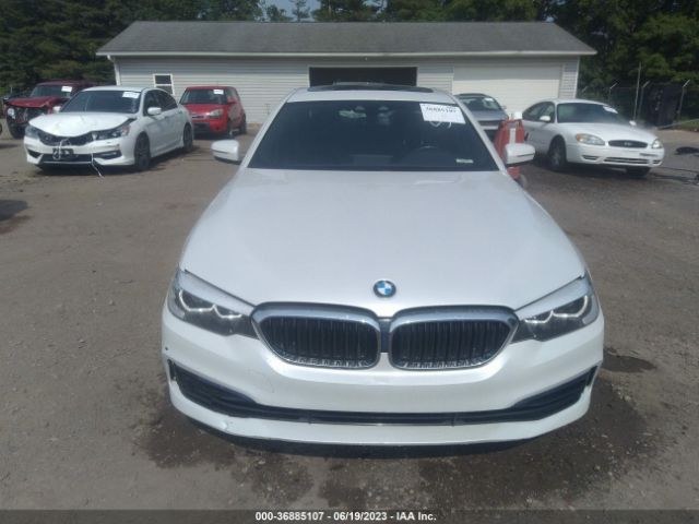 WBAJA7C56KG912835 BMW 5 Series 530i Xdrive