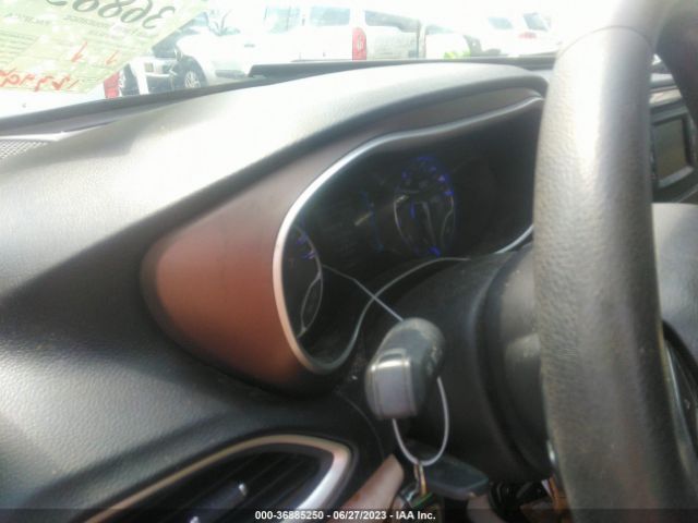Chrysler Pacifica Lx 2017 2C4RC1CG7HR507637 Image 7