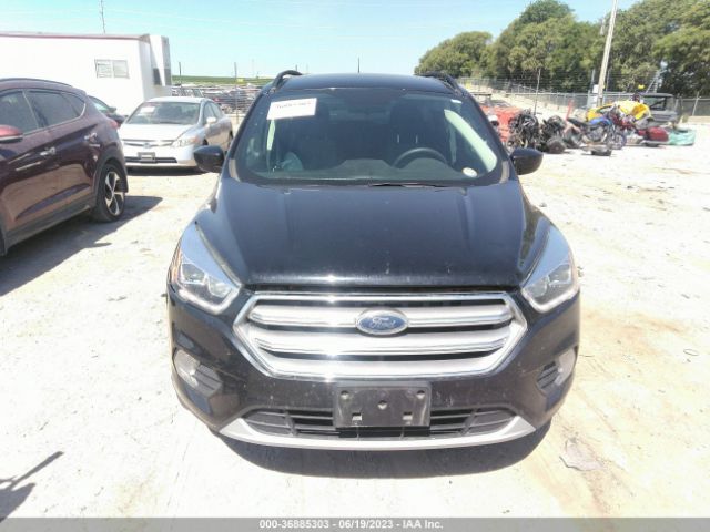 1FMCU9GD9HUE05465 Ford ESCAPE SE