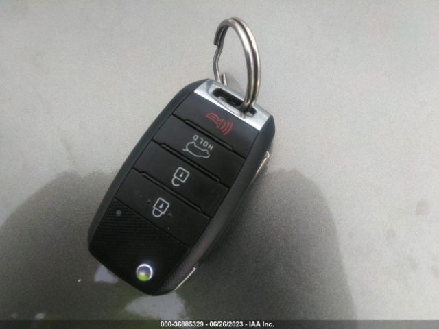 KNDJN2A26E7092120 KIA Soul Base