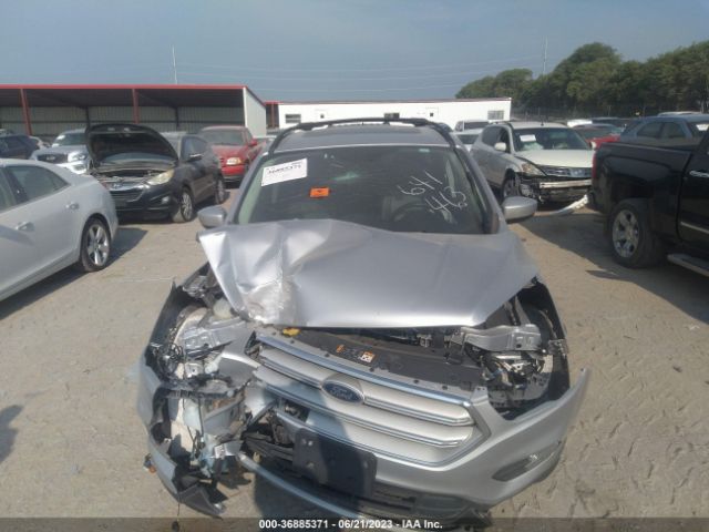 1FMCU9HD9JUD12031 Ford ESCAPE SEL