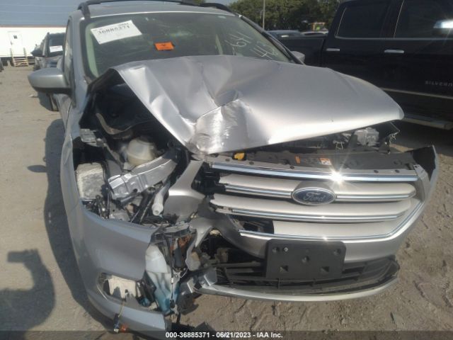 1FMCU9HD9JUD12031 Ford ESCAPE SEL
